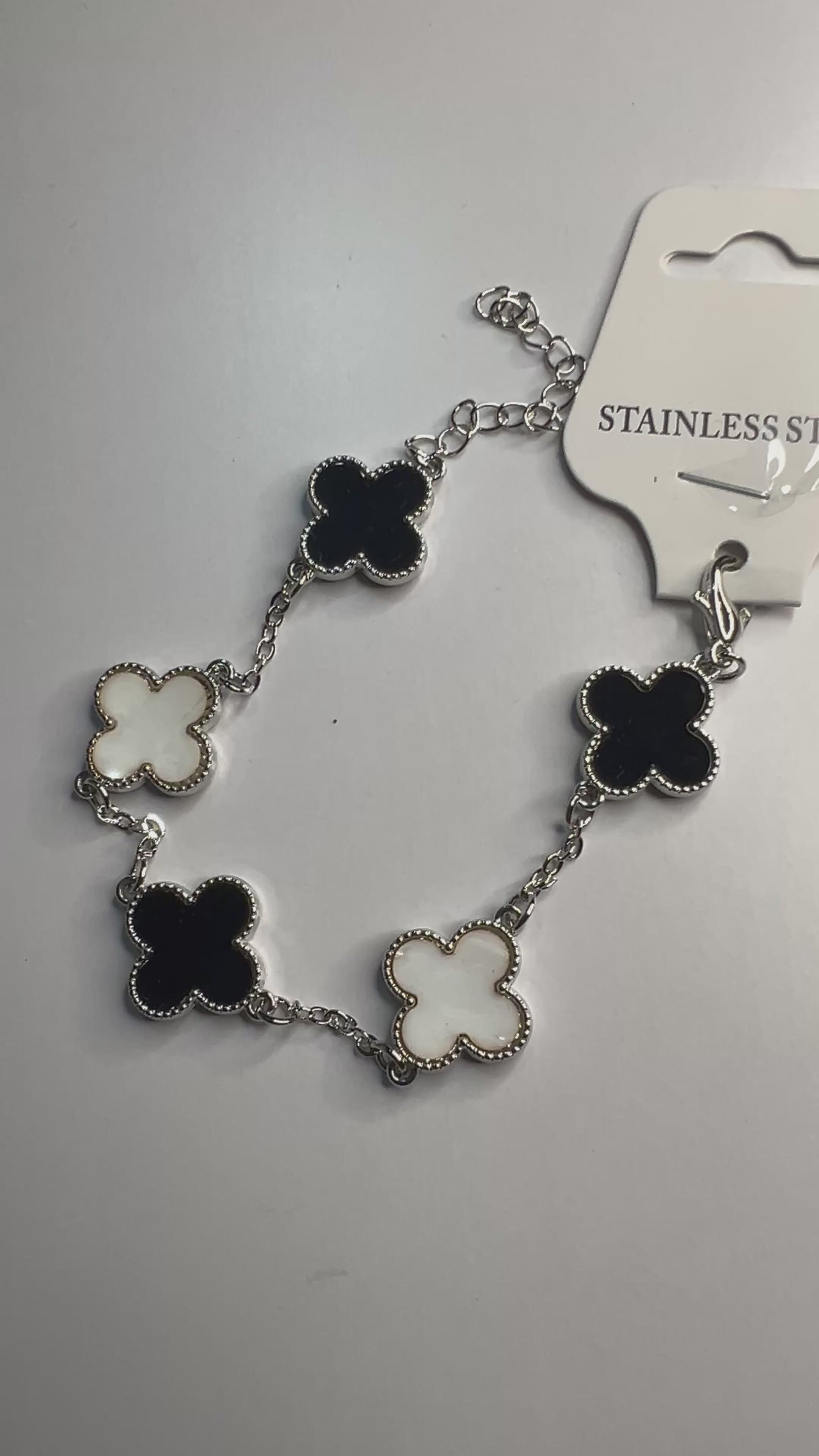Clover White and Black Bracelet - Stainless Steel